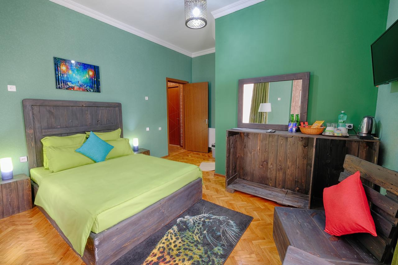 Euphoria Inn Tbilisi Exterior foto